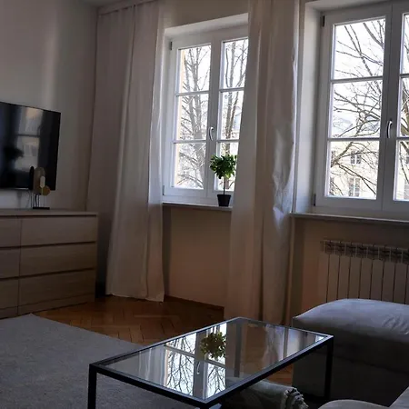 Rest Stare Apartment